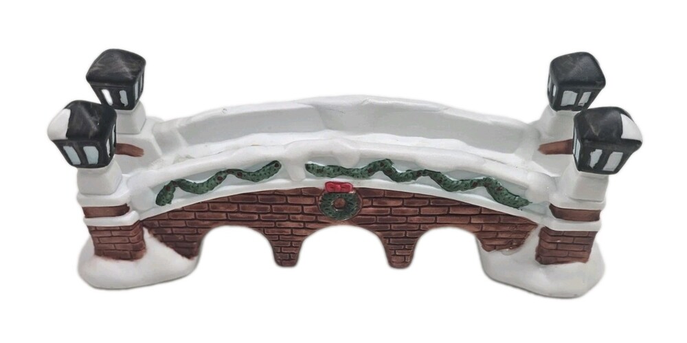 Vintage Lemax Dickensvale Collectibles Christmas Porcelain Lamp Bridge 1992